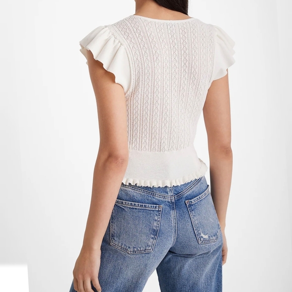 Express White Ruffled Women's Knit Top Sz XL - Picture 3 of 10